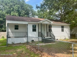 1914 Evans Street, New Bern, NC 28562