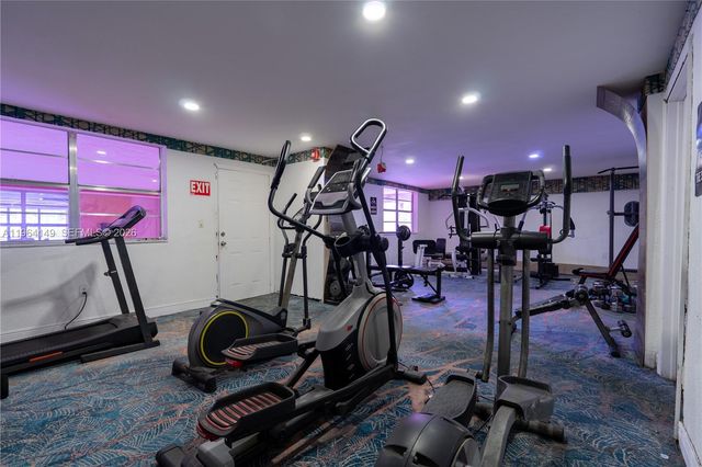 1910 W 56th St 3321, Hialeah, FL 33012