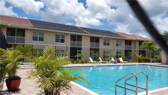 8424 Bernwood Cove LOOP 1511, Fort Myers, FL 33966