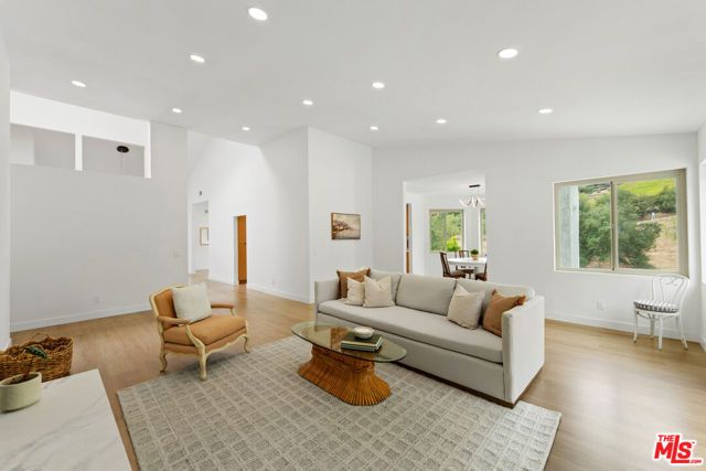 24228 Dry Canyon Cold Creek Road, Calabasas, CA 91302