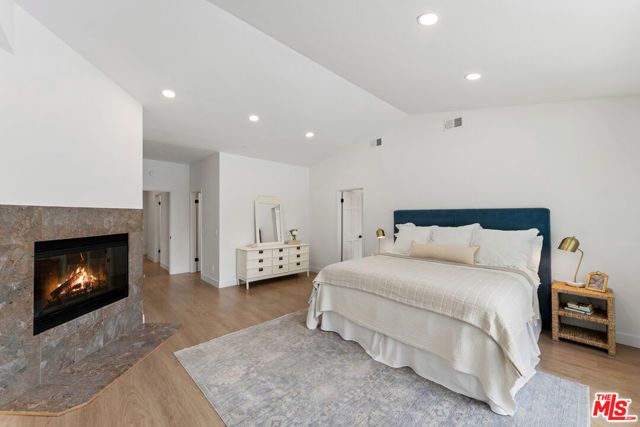 24228 Dry Canyon Cold Creek Road, Calabasas, CA 91302