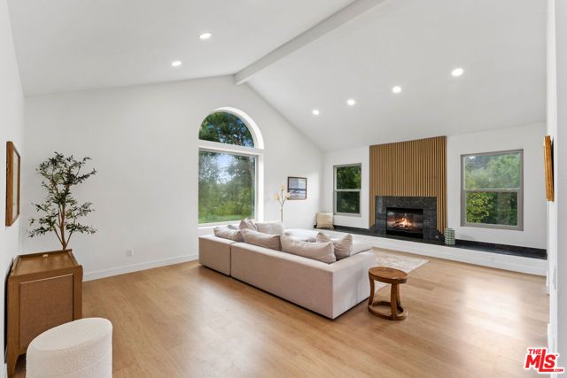 24228 Dry Canyon Cold Creek Road, Calabasas, CA 91302