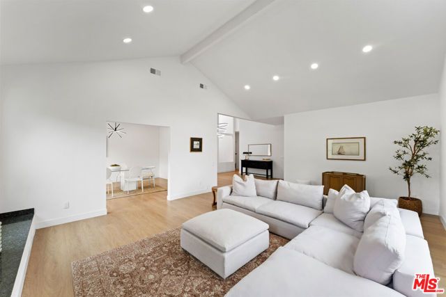 24228 Dry Canyon Cold Creek Road, Calabasas, CA 91302