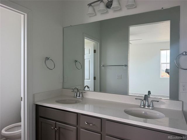 587 S Richfield Street, Aurora, CO 80017