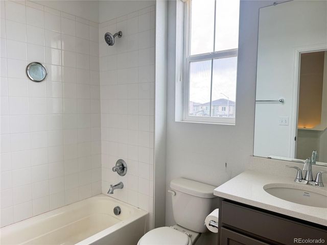 587 S Richfield Street, Aurora, CO 80017