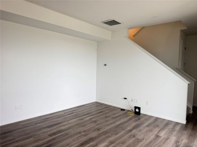 587 S Richfield Street, Aurora, CO 80017