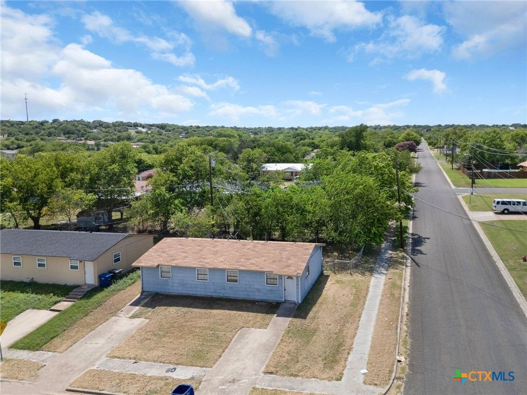 1202 S 3rd Street, Copperas Cove, TX 76522