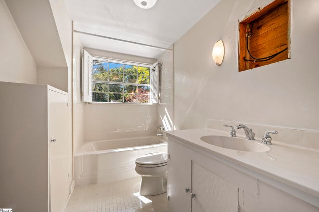 55 First Street, Tryon, NC 28782