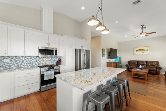 742 Bay Drive, Palacios, TX 77465