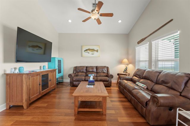 742 Bay Drive, Palacios, TX 77465