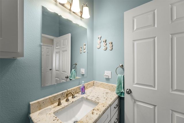 742 Bay Drive, Palacios, TX 77465