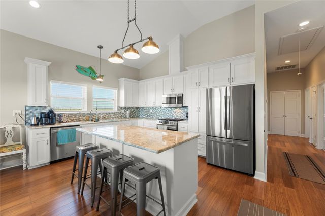 742 Bay Drive, Palacios, TX 77465