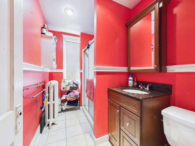 311-313 Hawthorn St, New Bedford, MA 02740