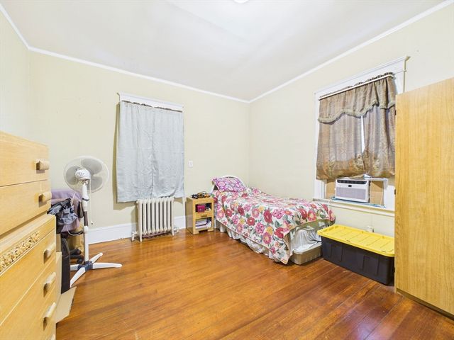 311-313 Hawthorn St, New Bedford, MA 02740