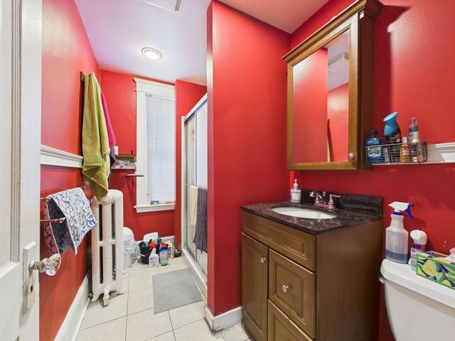 311-313 Hawthorn St, New Bedford, MA 02740