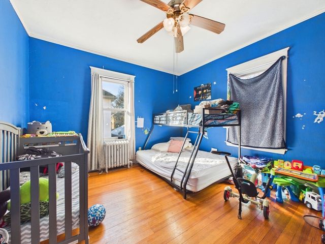 311-313 Hawthorn St, New Bedford, MA 02740