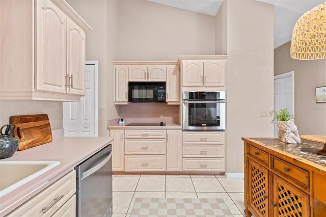 12 EMMONS LANE, Palm Coast, FL 32164