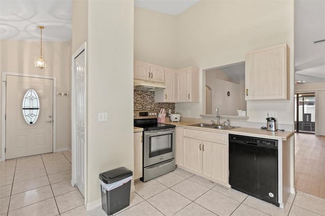 12 EMMONS LANE, Palm Coast, FL 32164
