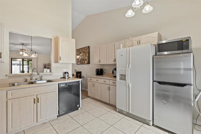 12 EMMONS LANE, Palm Coast, FL 32164