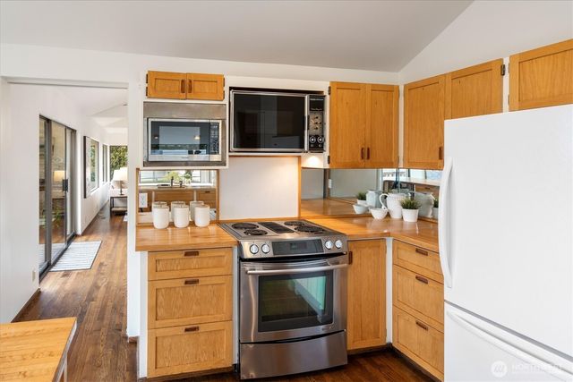 2533 NE 83rd Street, Seattle, WA 98115