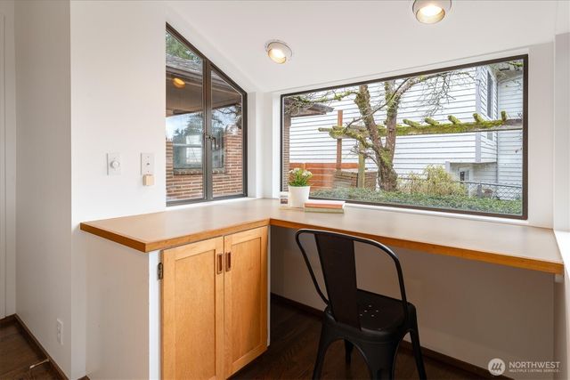 2533 NE 83rd Street, Seattle, WA 98115