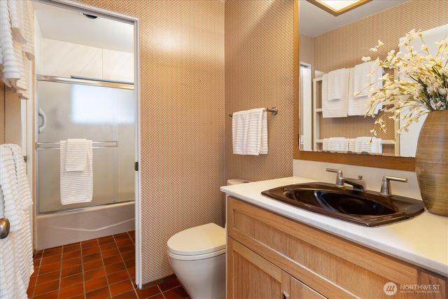 2533 NE 83rd Street, Seattle, WA 98115