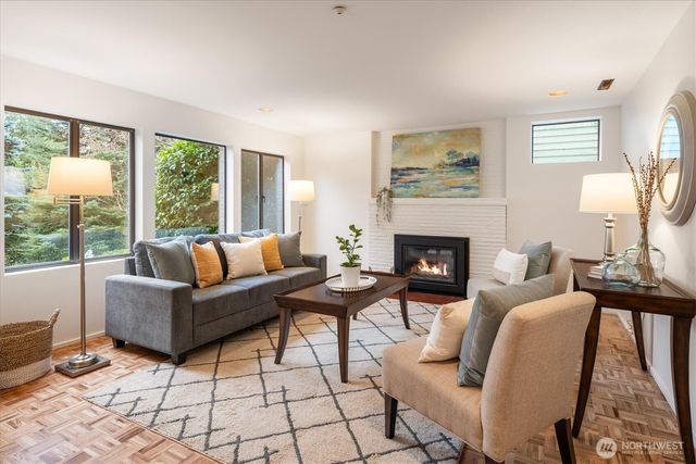 2533 NE 83rd Street, Seattle, WA 98115