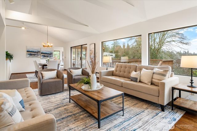 2533 NE 83rd Street, Seattle, WA 98115