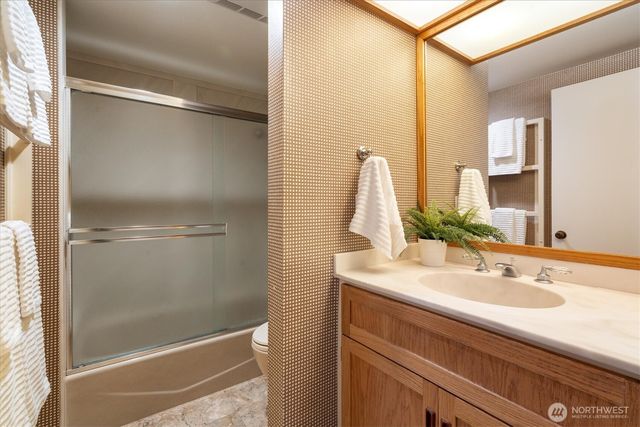 2533 NE 83rd Street, Seattle, WA 98115