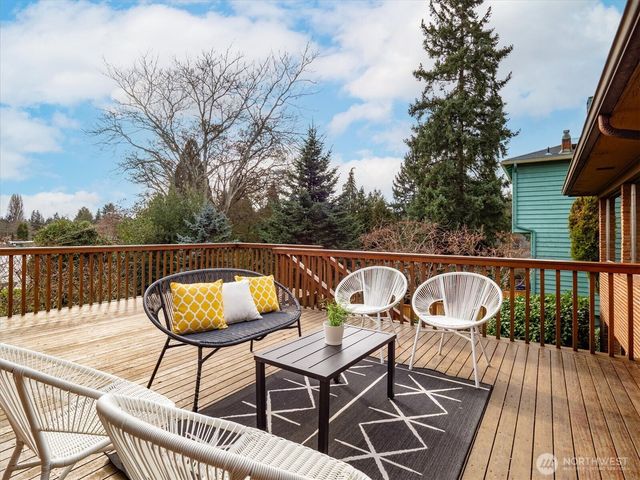 2533 NE 83rd Street, Seattle, WA 98115