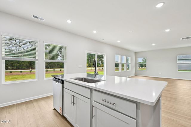 85 Thistle Patch Place, Angier, NC 27501