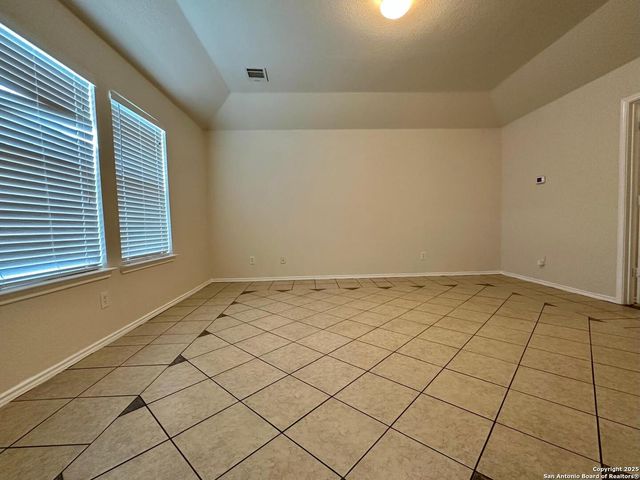 9414 Ingleton, San Antonio, TX 78245