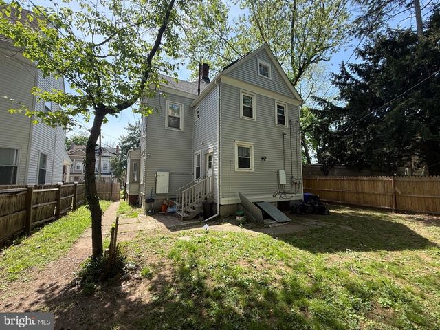34 CUMBERLAND AVE, Trenton, NJ 08618