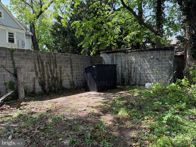 34 CUMBERLAND AVE, Trenton, NJ 08618
