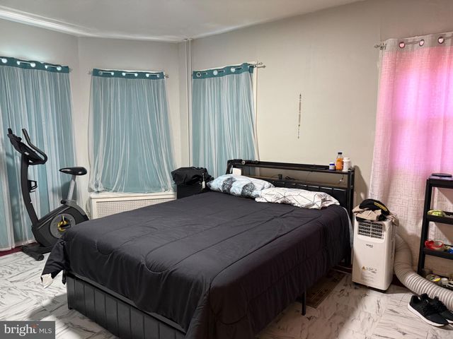 34 CUMBERLAND AVE, Trenton, NJ 08618