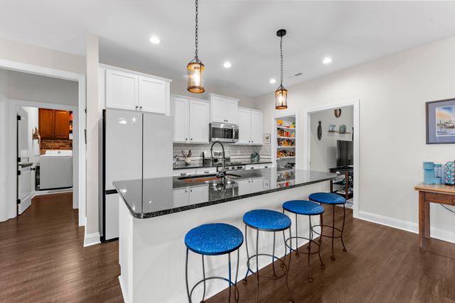2551 Wedgefield Rd., Georgetown, SC 29440