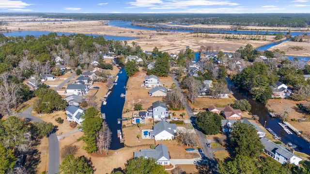 2551 Wedgefield Rd., Georgetown, SC 29440