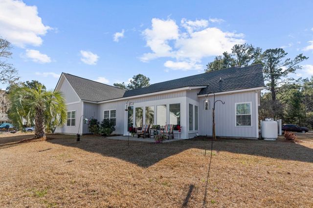 2551 Wedgefield Rd., Georgetown, SC 29440