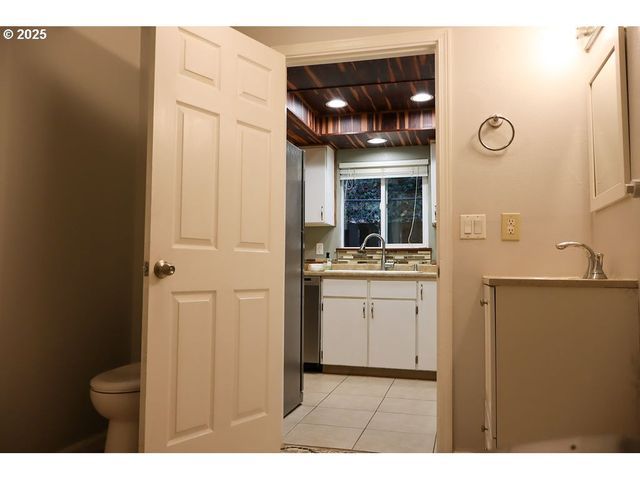 1809 Ne 116TH St, Vancouver, WA 98686