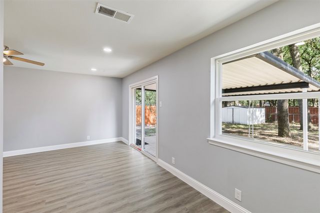11412 Small Drive, Balch Springs, TX 75180