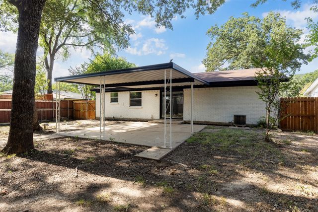 11412 Small Drive, Balch Springs, TX 75180