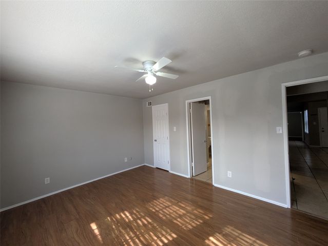 9575 Gonzales Drive, Dallas, TX 75227