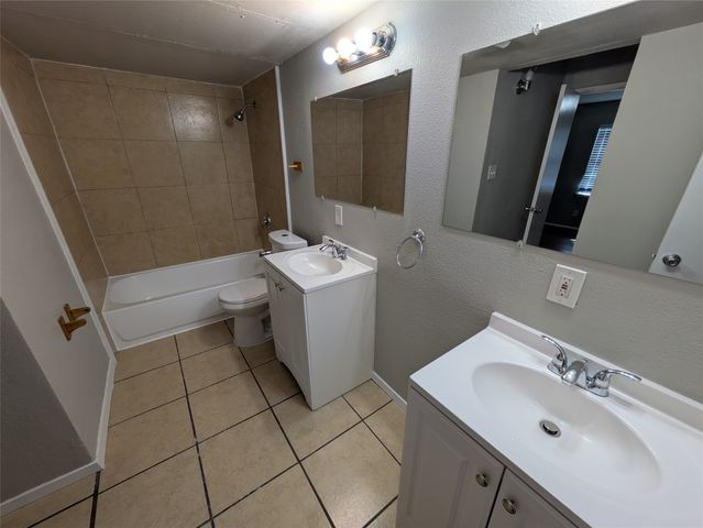 9575 Gonzales Drive, Dallas, TX 75227