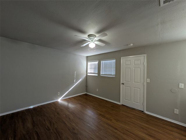 9575 Gonzales Drive, Dallas, TX 75227