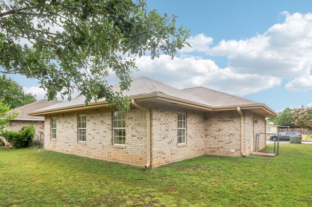 707 Mason ST, Leander, TX 78641