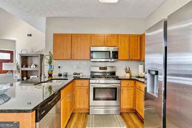 2505 Thorngate Drive, Acworth, GA 30101