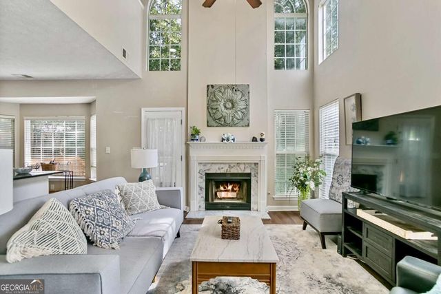 2505 Thorngate Drive, Acworth, GA 30101