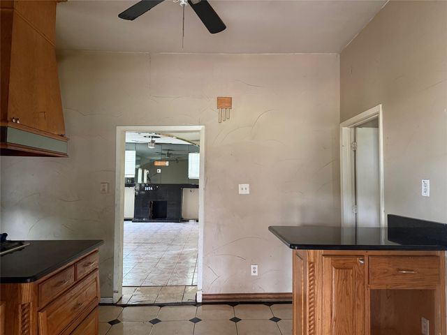 3300 N Pecan Street, Fort Worth, TX 76106