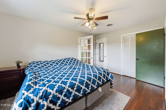 417 Mount Area Drive, Bristol, TN 37620
