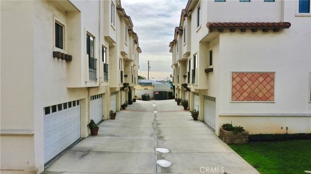 1075 N Maclay 14, San Fernando, CA 91340